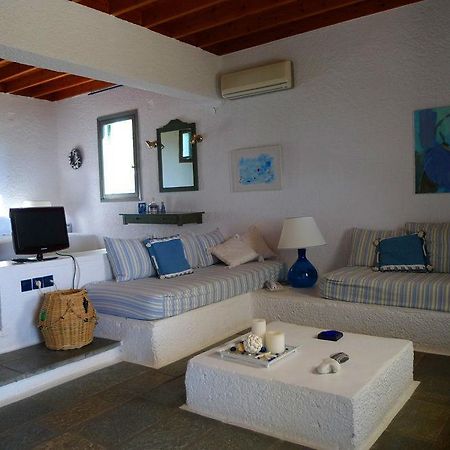 Niriides Villas Selinitsa エクステリア 写真