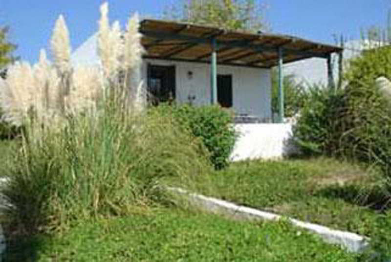 Niriides Villas Selinitsa エクステリア 写真