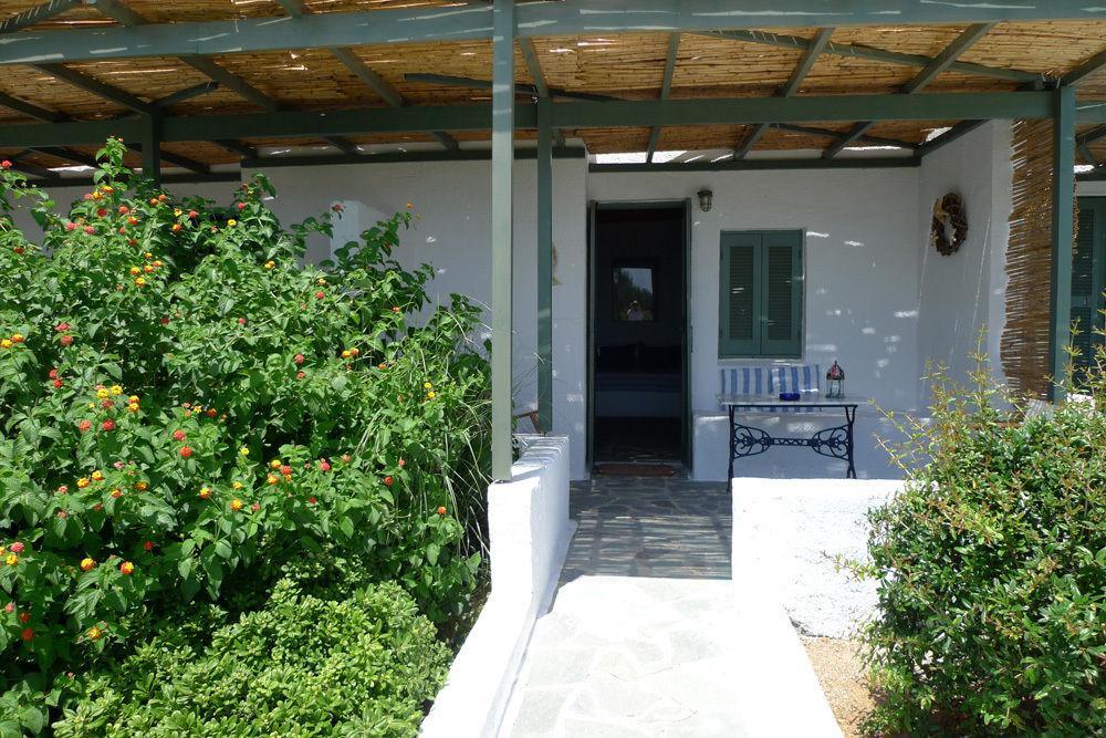 Niriides Villas Selinitsa エクステリア 写真