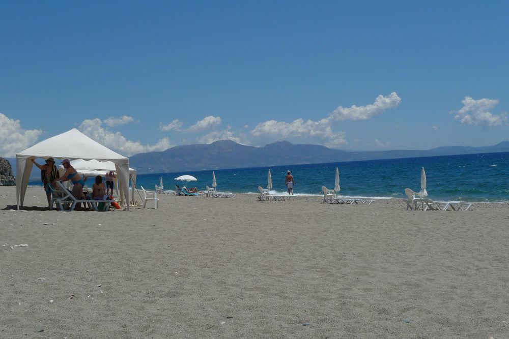 Niriides Villas Selinitsa エクステリア 写真